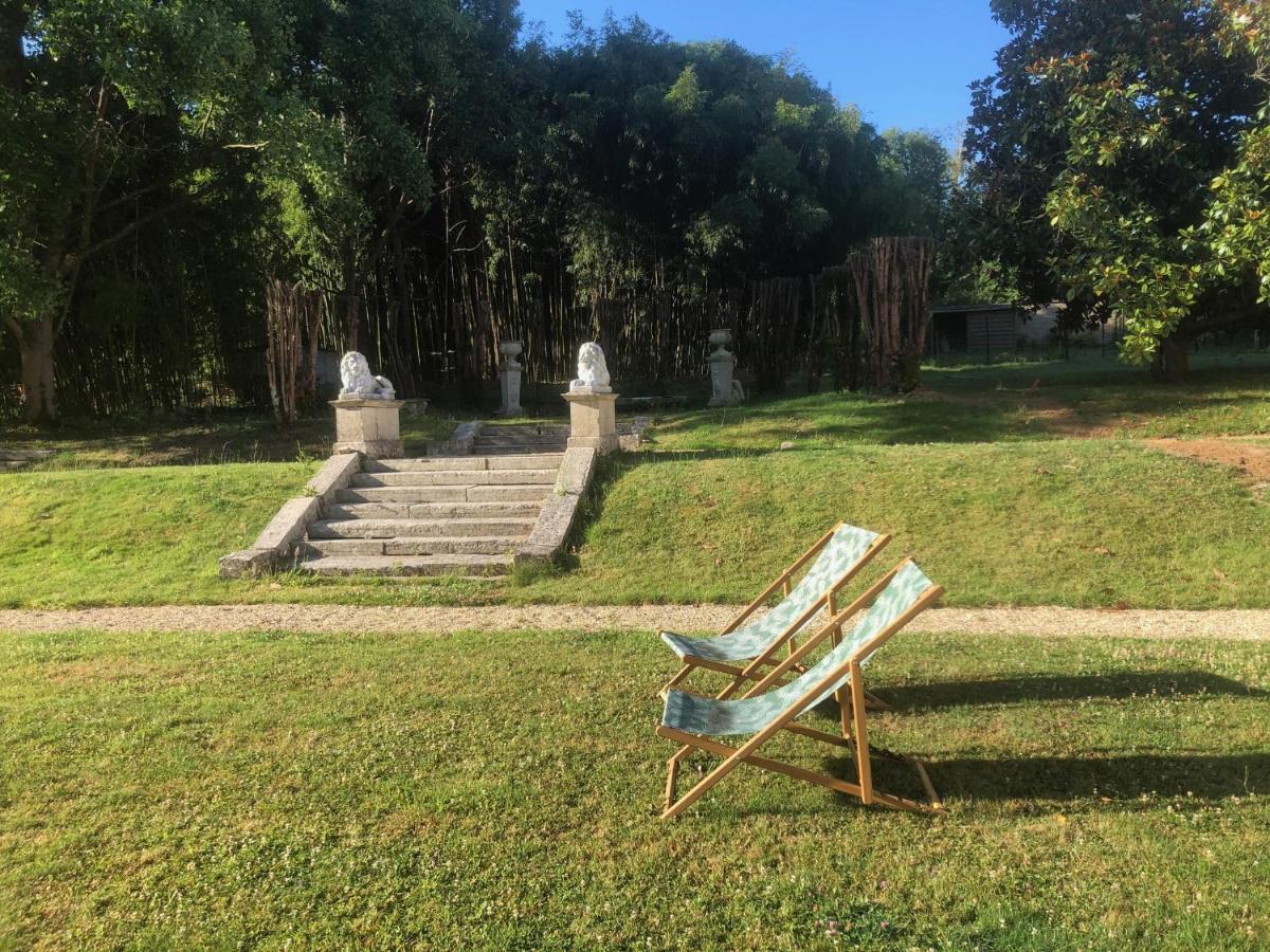Bed and Breakfast Domaine Du Plessis Le Plessis-Luzarches Екстер'єр фото