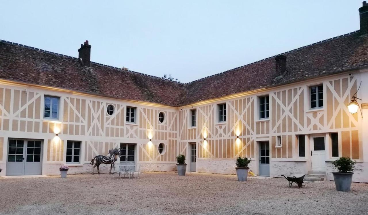 Bed and Breakfast Domaine Du Plessis Le Plessis-Luzarches Екстер'єр фото