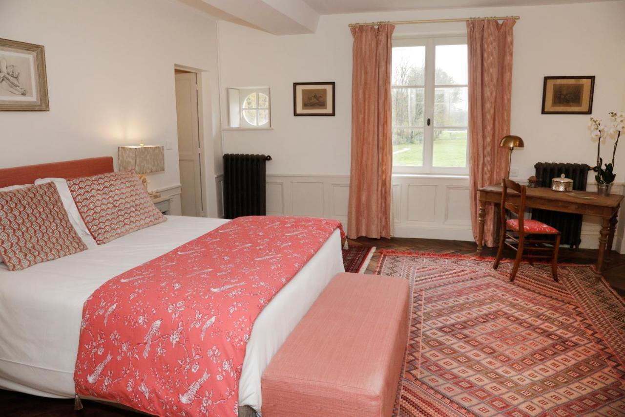 Bed and Breakfast Domaine Du Plessis Le Plessis-Luzarches Екстер'єр фото