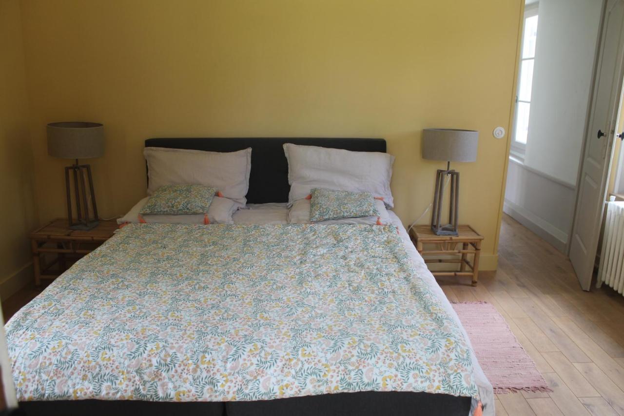 Bed and Breakfast Domaine Du Plessis Le Plessis-Luzarches Екстер'єр фото